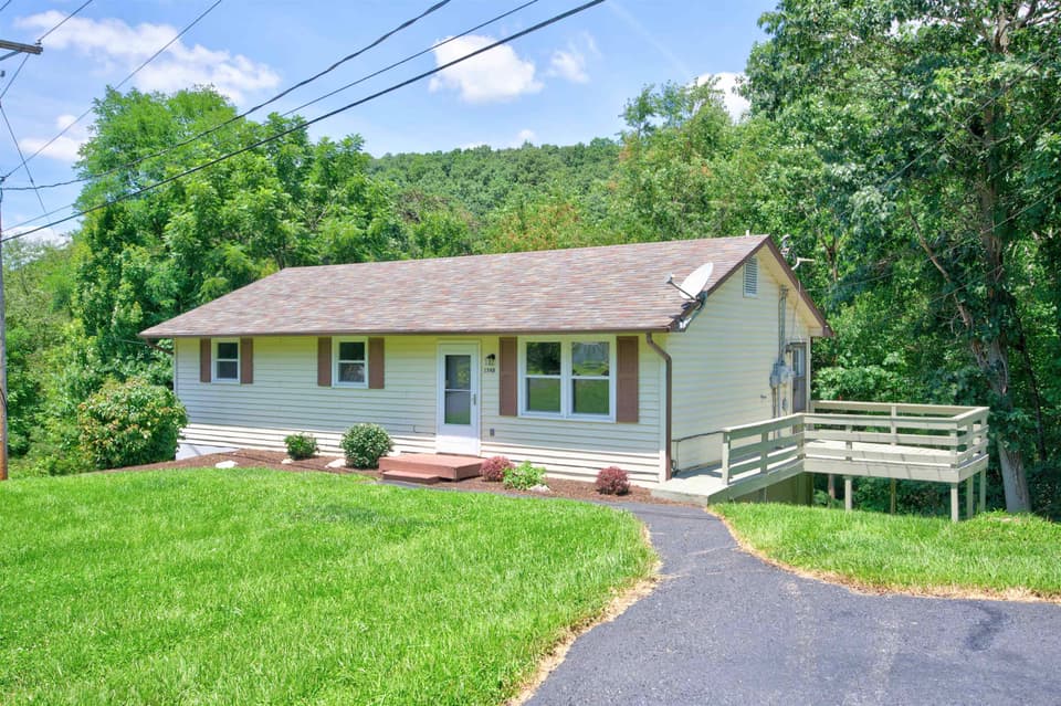 1548 Gallimore Street, photo 34 of 40