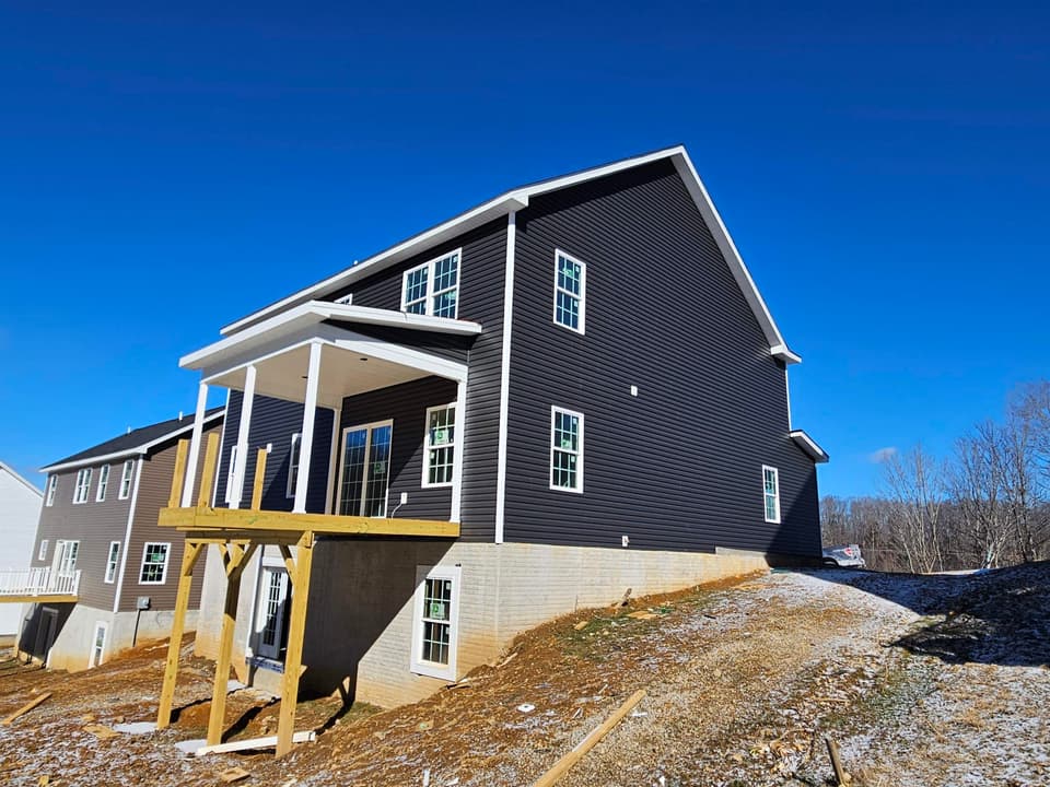 1460 Walnut Ridge Road, photo 2 of 40