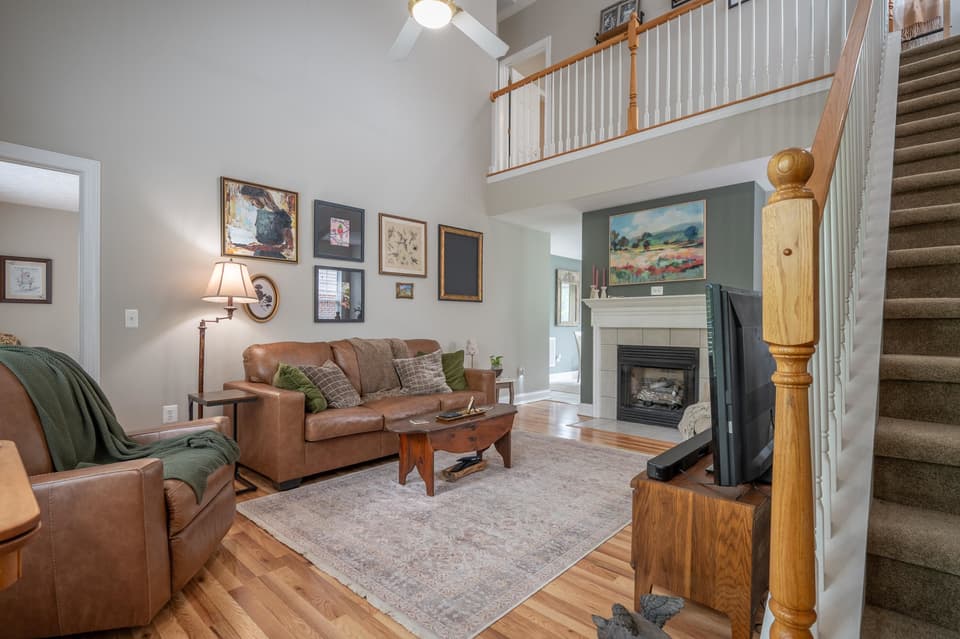 420 Tall Oak Boulevard, photo 32 of 40