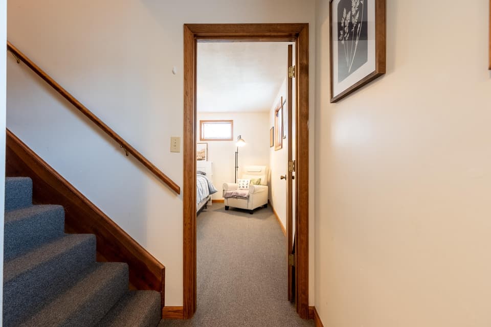 225 Pelham Lane, photo 33 of 40