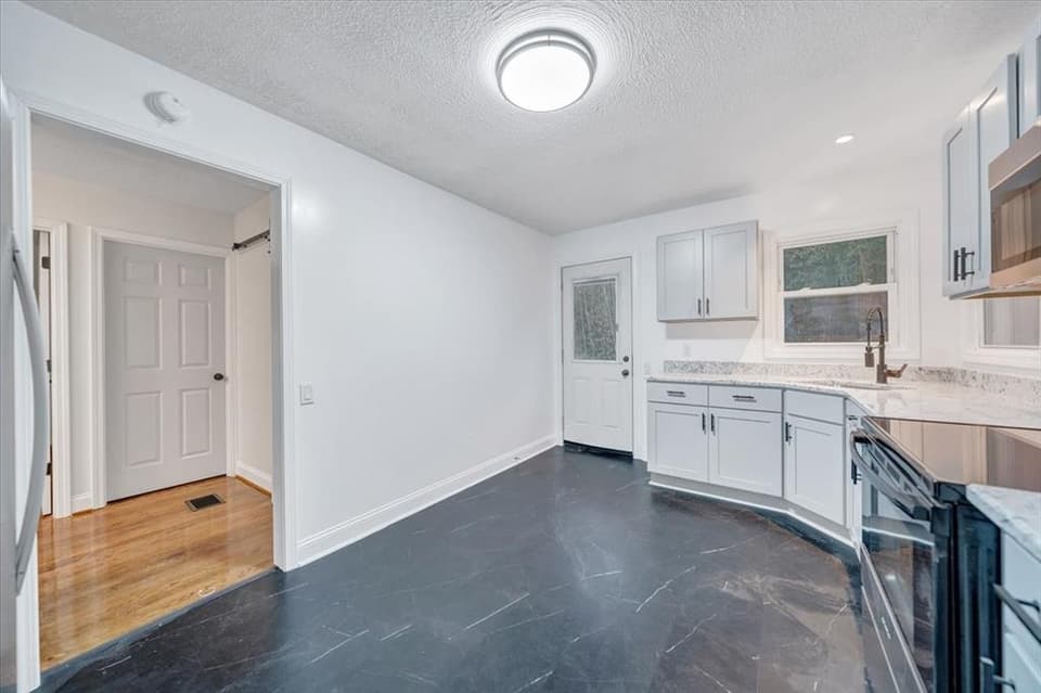 1513 Blair Street, photo 17 of 26