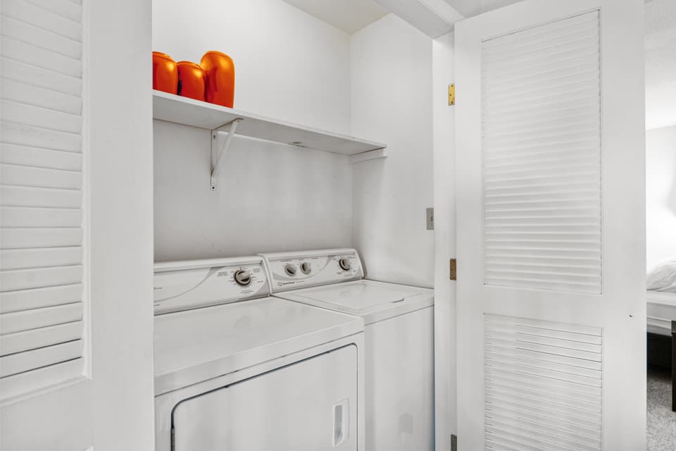 80 Patricia Lane, photo 25 of 40
