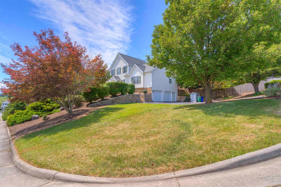 1450 Sleepy Hollow Road, photo 16 of 40