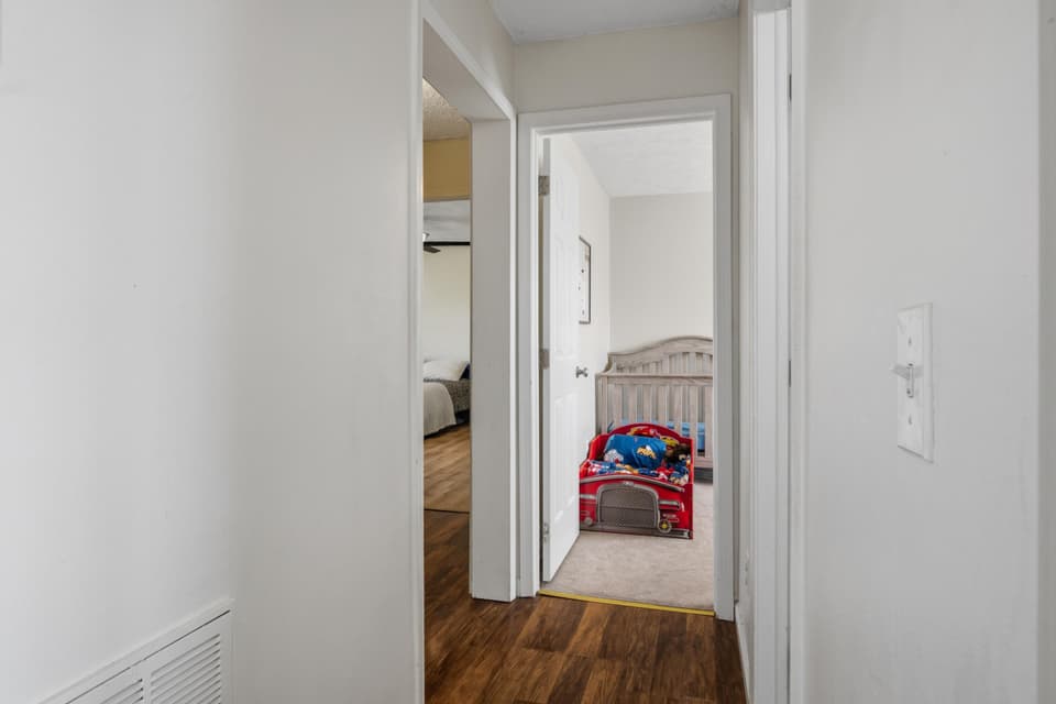 1685 Forelmont Street, photo 18 of 40