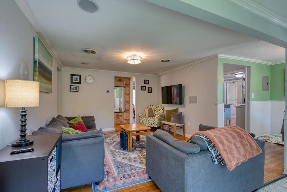 2290 Fire Tower Road, photo 5 of 40