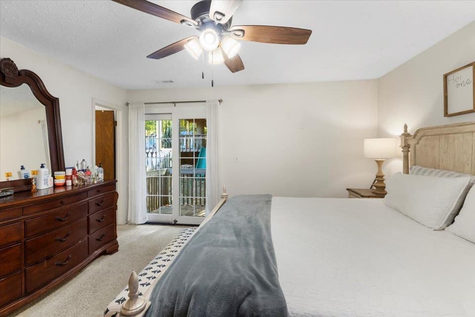 1144 Round Meadow Drive, photo 31 of 40