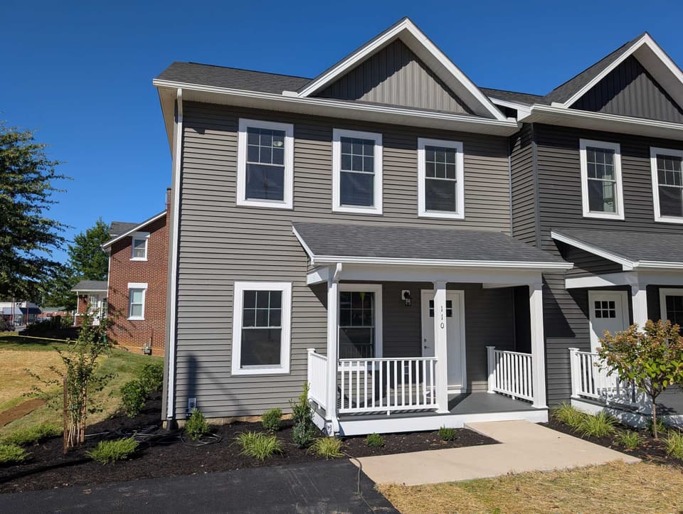 110 Craig Street, photo 4 of 40