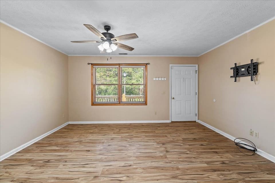 3401 Brookside Drive, photo 10 of 29