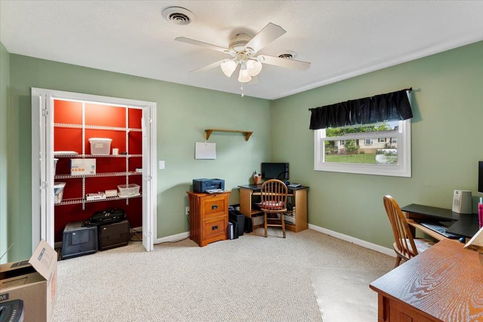 285 Briarwood Drive SW, photo 39 of 40