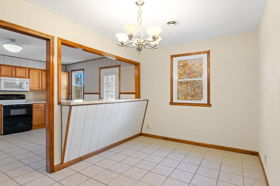 4550 Wayside Drive, photo 25 of 40