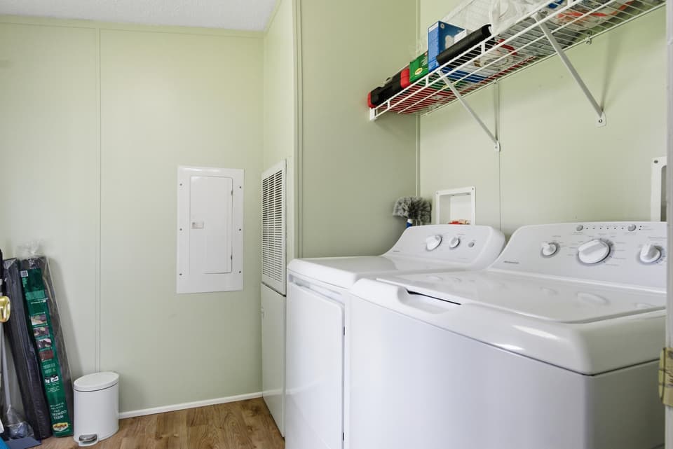 670 Liberty Street NE, photo 31 of 38