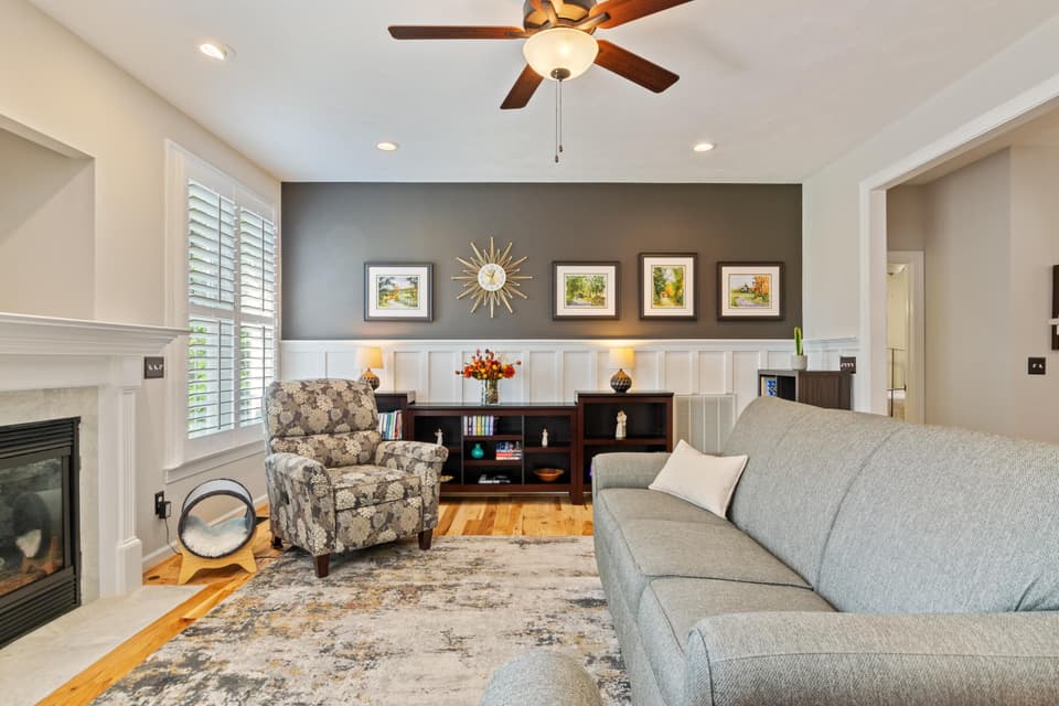 2130 Lubna Drive, photo 23 of 40
