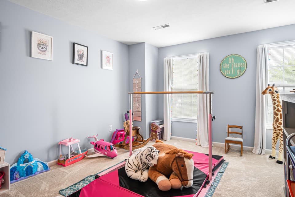 240 Windsor Drive, photo 34 of 40