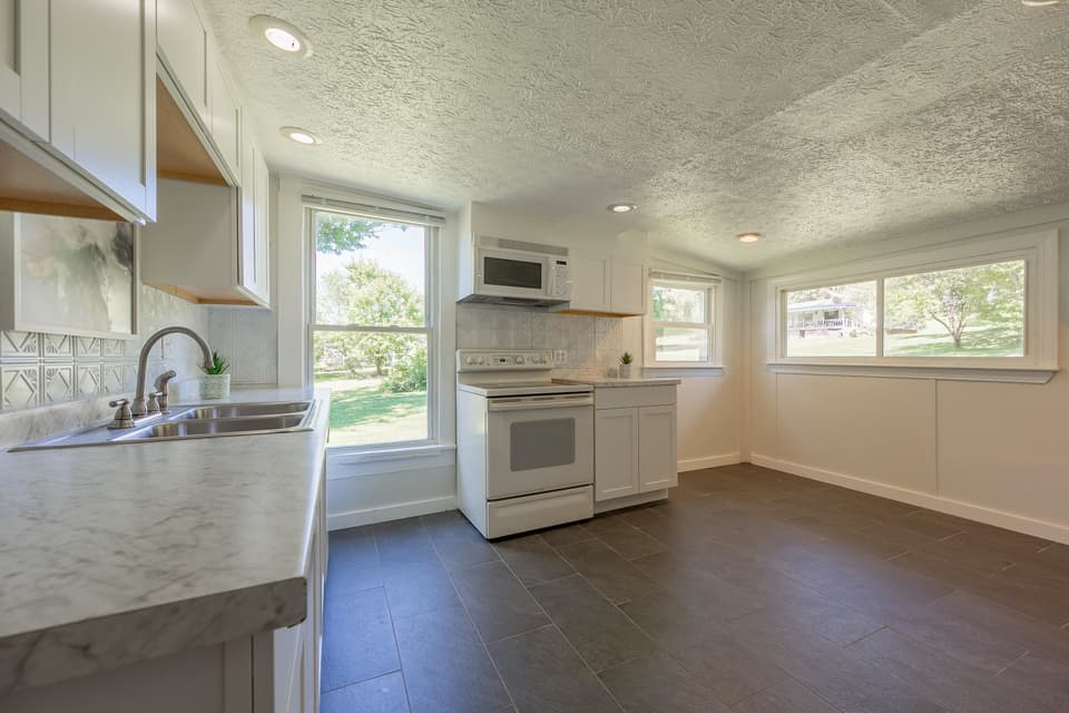770 Montgomery Street, photo 19 of 40