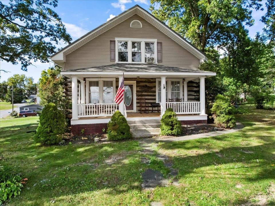 510 Ellett Road NE, photo 3 of 40