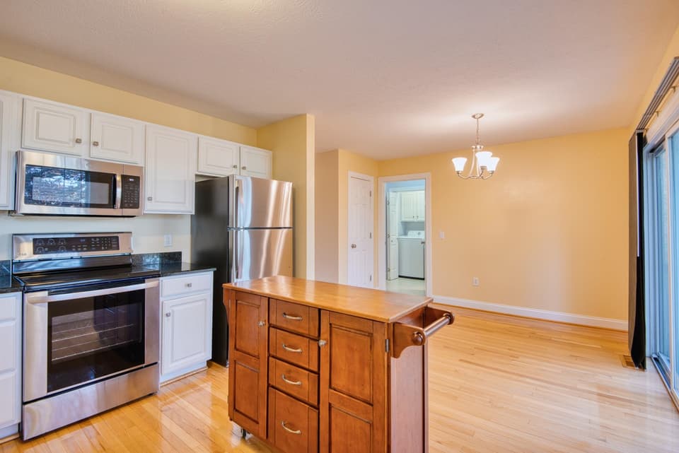 545 Gold Leaf Drive, photo 13 of 40