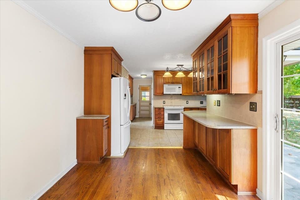 110 Rosehill Drive, photo 19 of 40