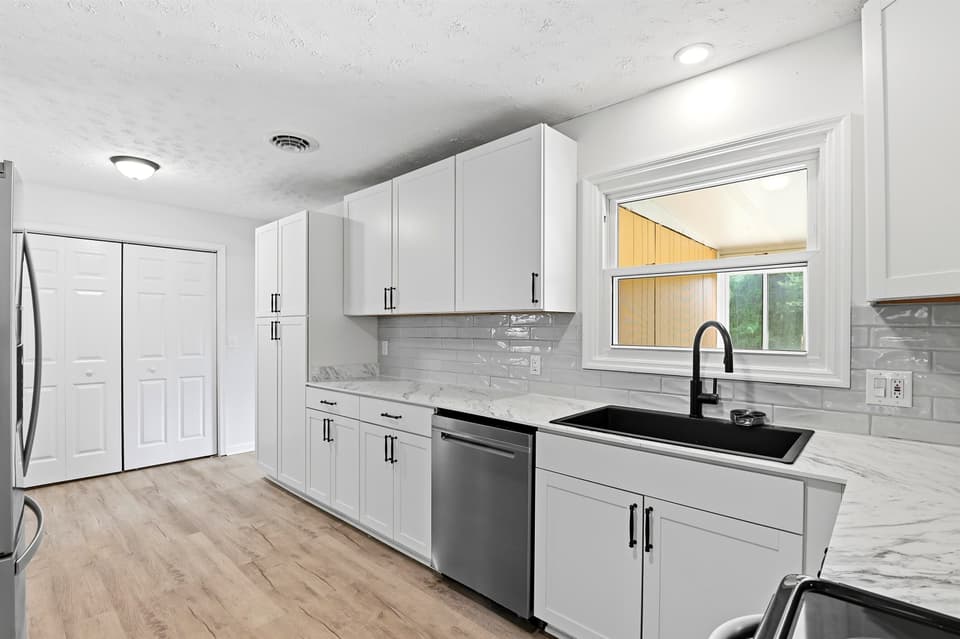 1245 Scott Street, photo 14 of 40