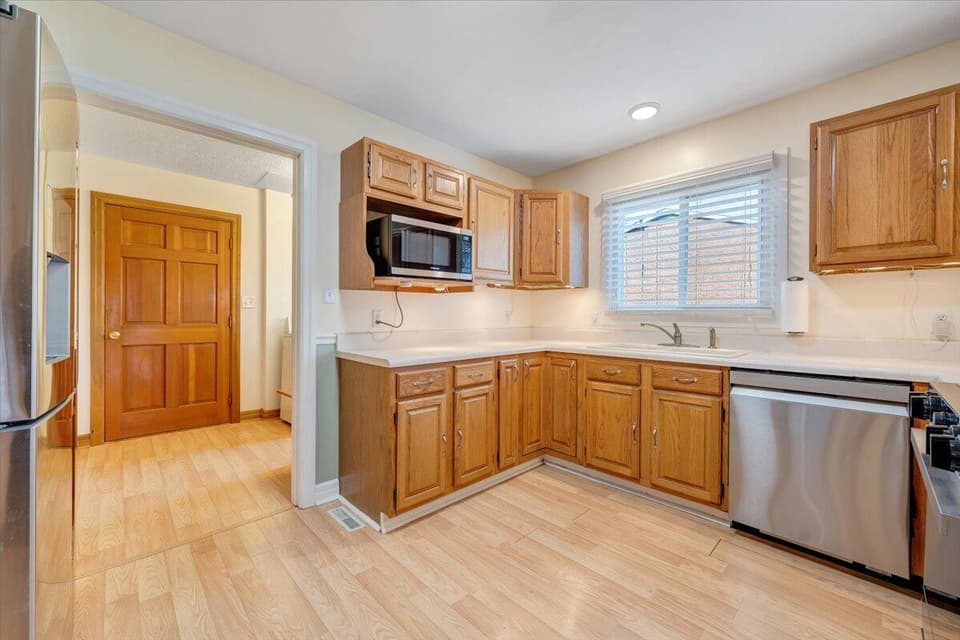 465 Summit Ridge Rd SW, photo 21 of 37