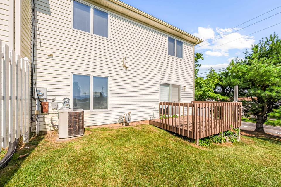 10 Patricia Lane SE, photo 32 of 36