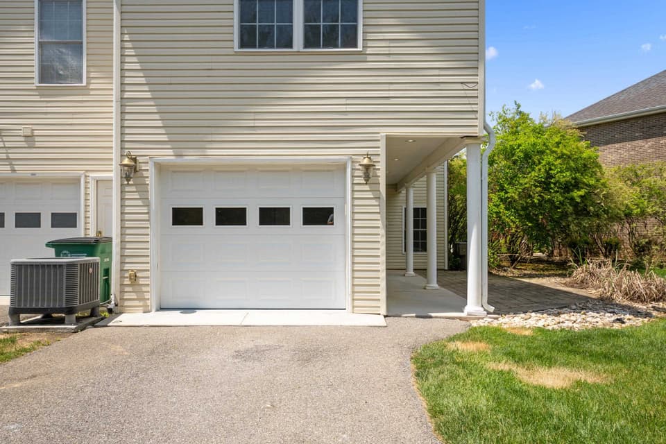 135 Phoenix Boulevard, photo 34 of 40