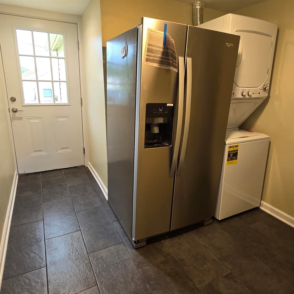450 Wades Lane, photo 10 of 35