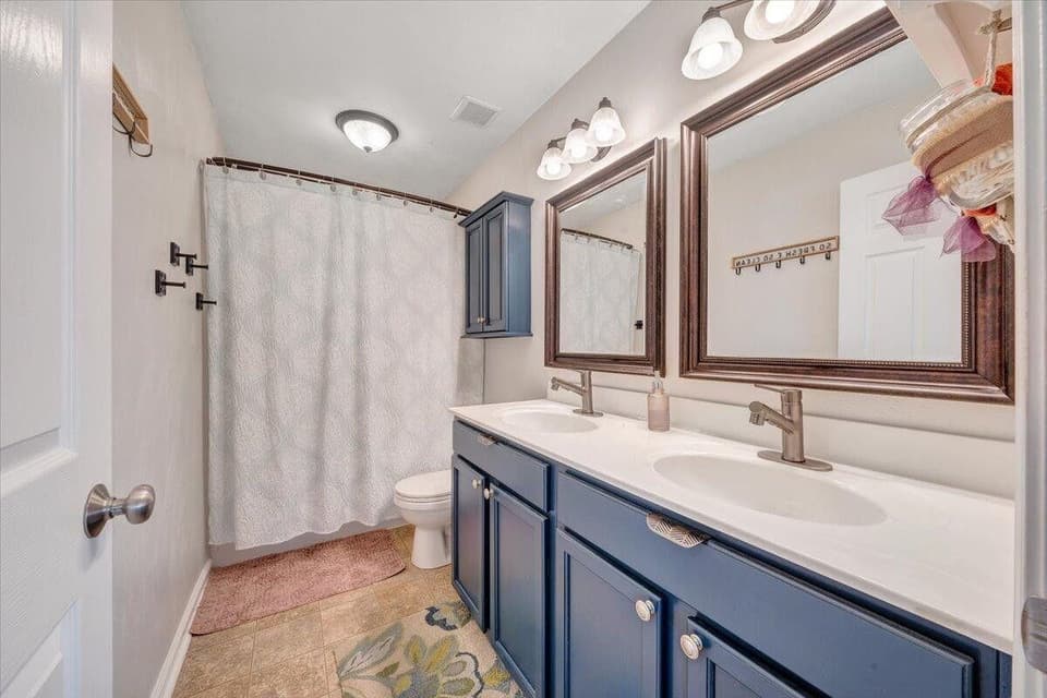 590 Keystone Drive, photo 23 of 37
