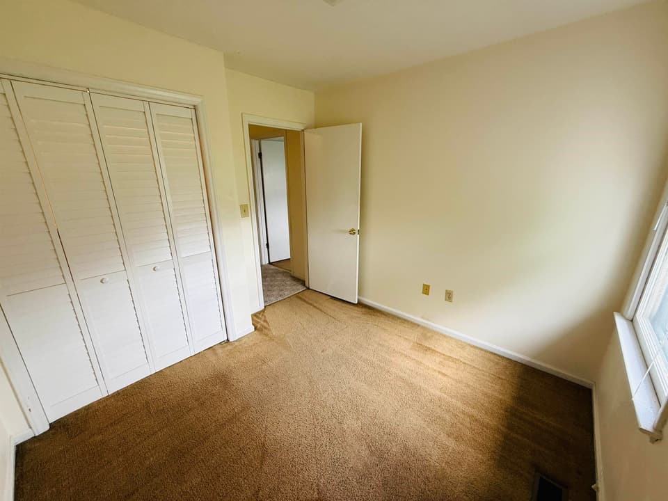 610 Cambria Street NW, photo 26 of 33