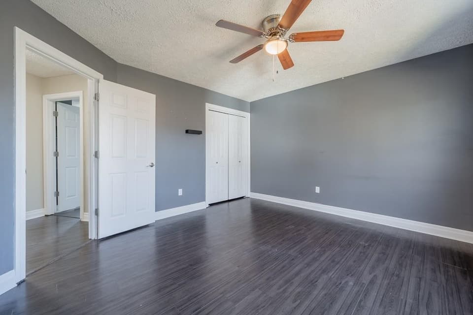 640 Lyle Lane, photo 34 of 40