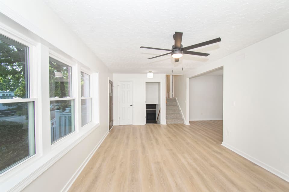 300 Arrowhead Trail, photo 11 of 39