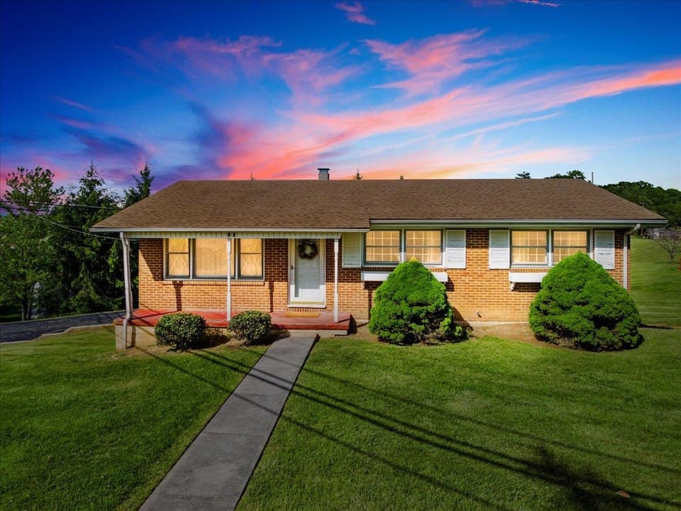 20 Ellett Road NE, Christiansburg