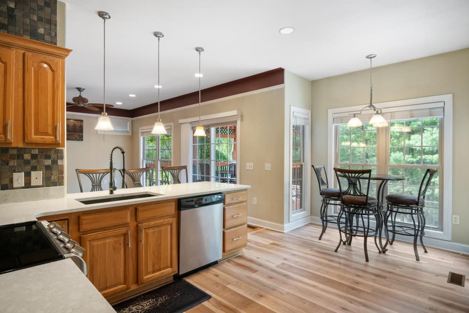260 Alder Lane, photo 13 of 40