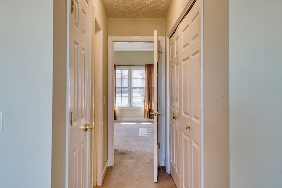 495 Gold Leaf Drive, photo 19 of 40