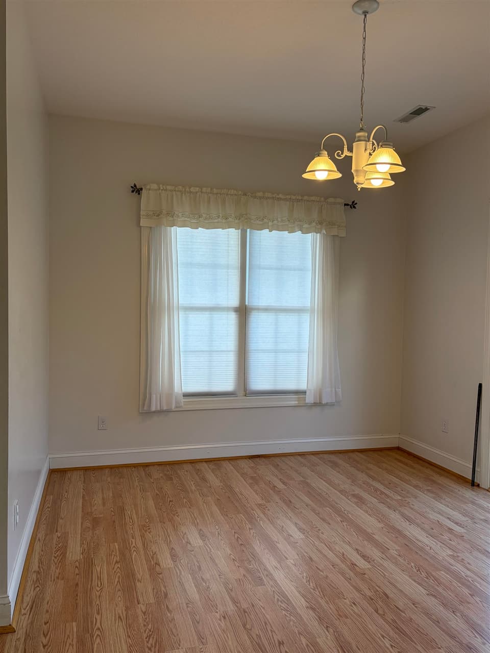 40 Jessie Circle, photo 13 of 14