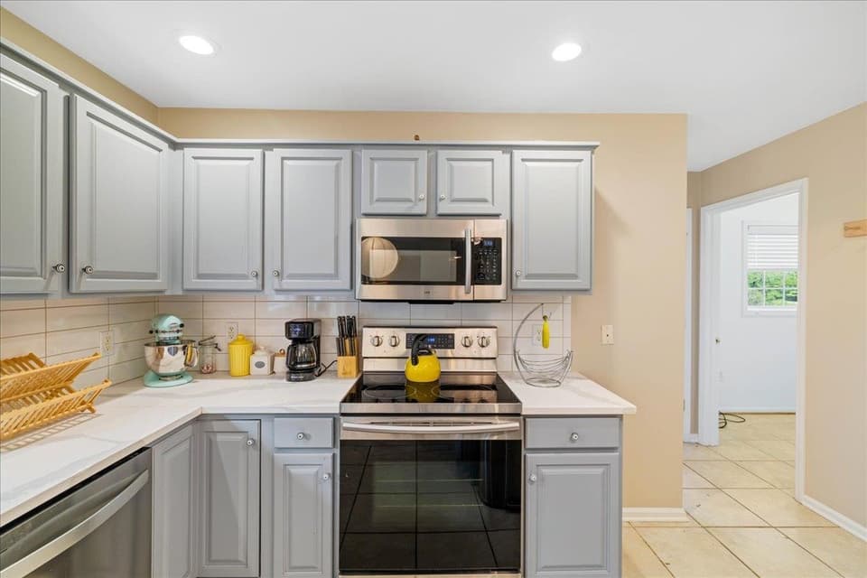 745 Independence Boulevard, photo 12 of 40