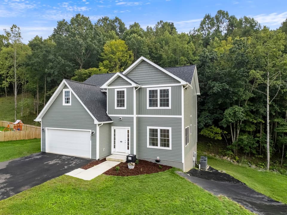1494 Walnut Ridge Road, photo 3 of 40
