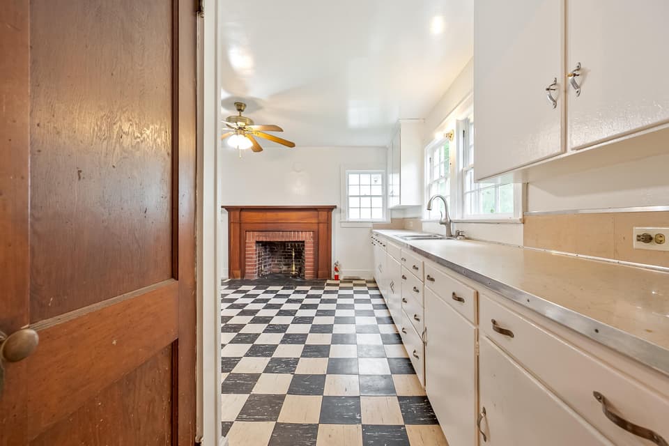 2734 Vicker Switch Road, photo 15 of 40