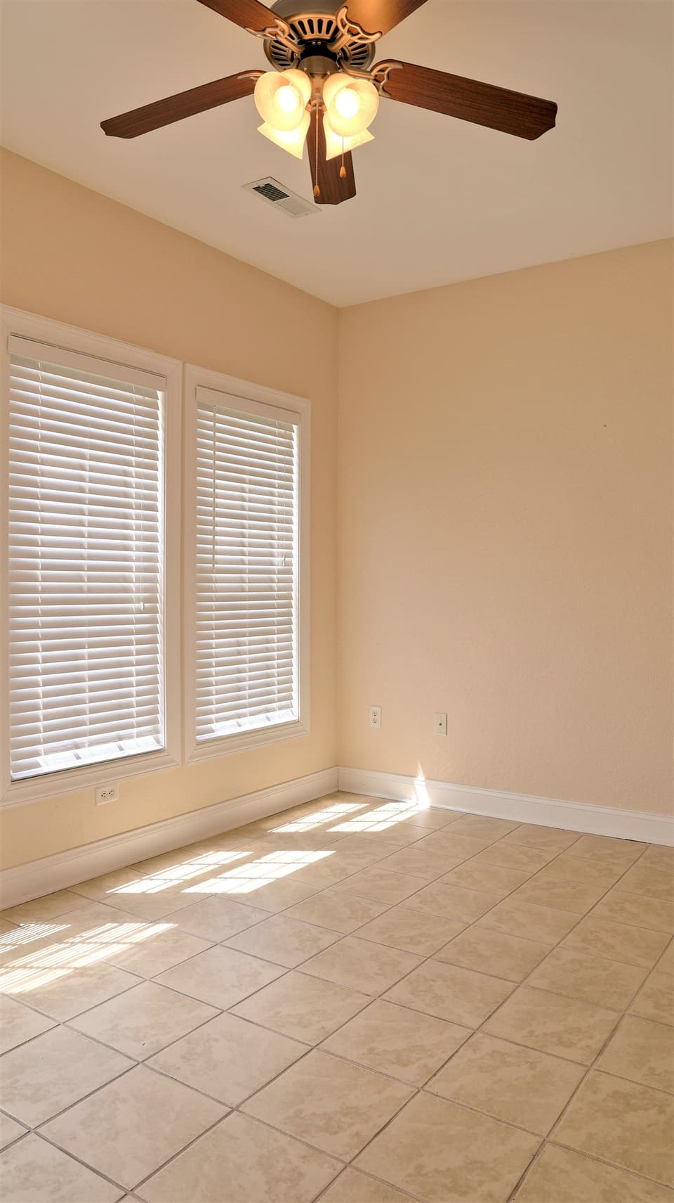225 Windsong Lane, photo 19 of 40