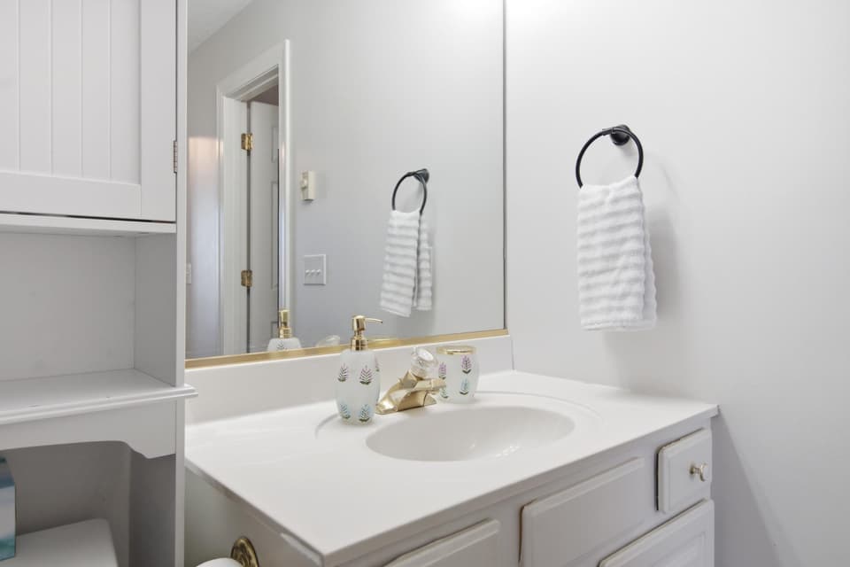 475 Silver Leaf Drive, photo 22 of 34