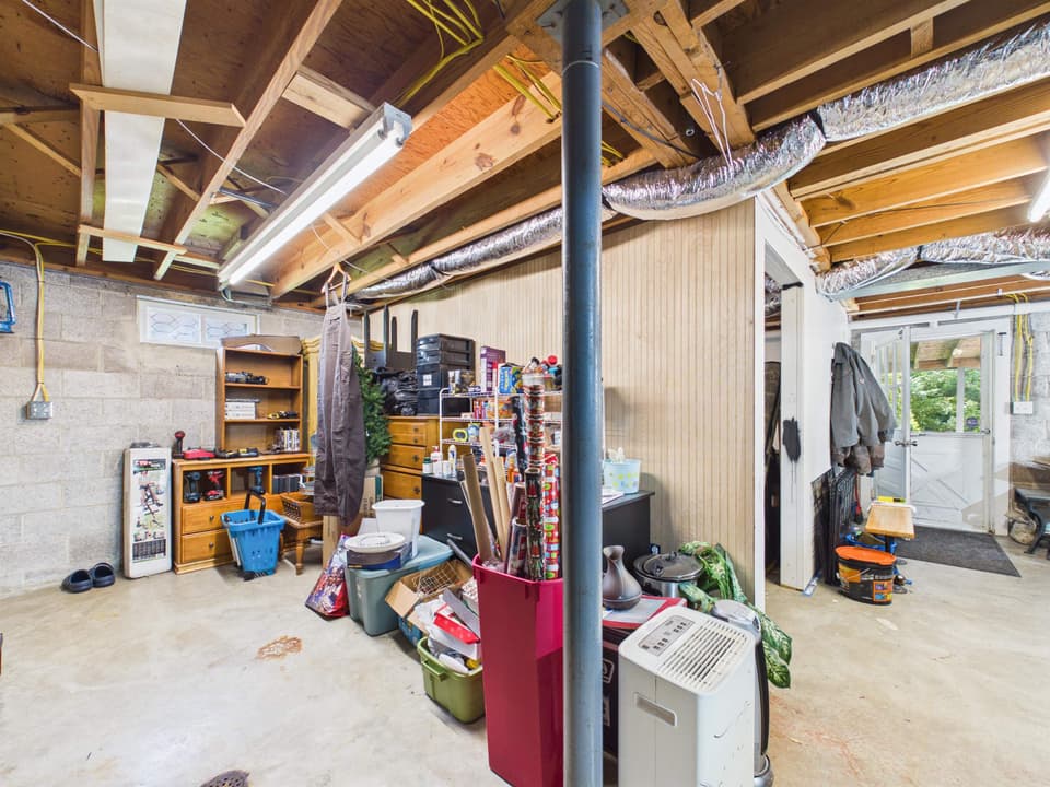 85 Wades Lane, photo 39 of 40