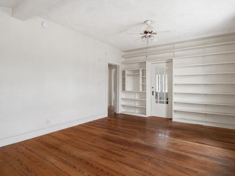106 Roanoke Street, photo 12 of 24