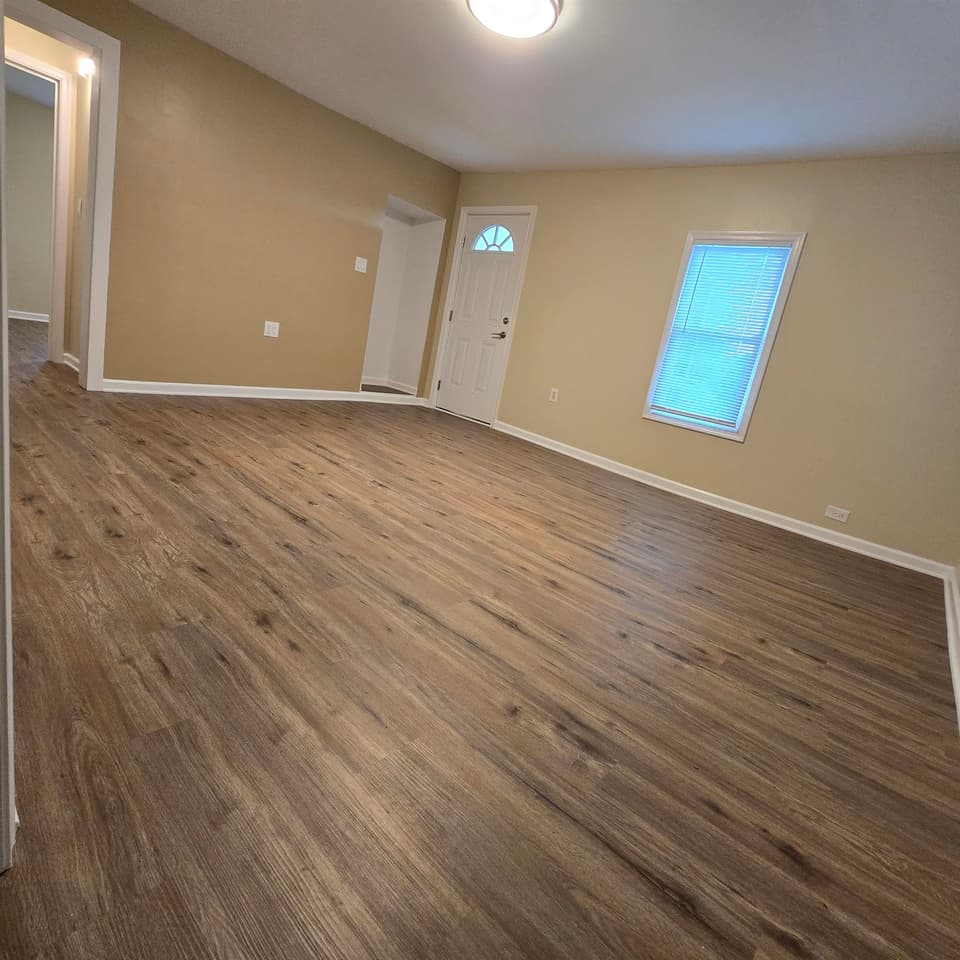 450 Wades Lane, photo 16 of 35