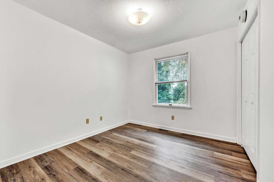 100 Franklin Parke Court SW, photo 10 of 30