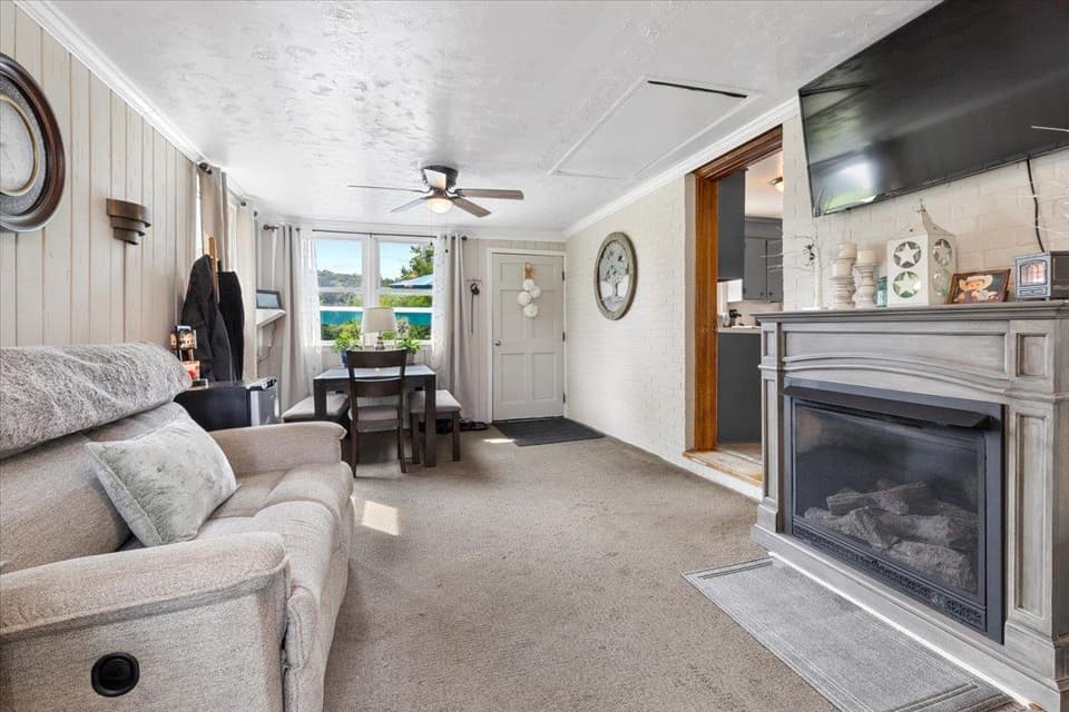 115 Gum Drive, photo 20 of 40