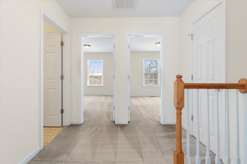 10 Overlook Drive, photo 20 of 40
