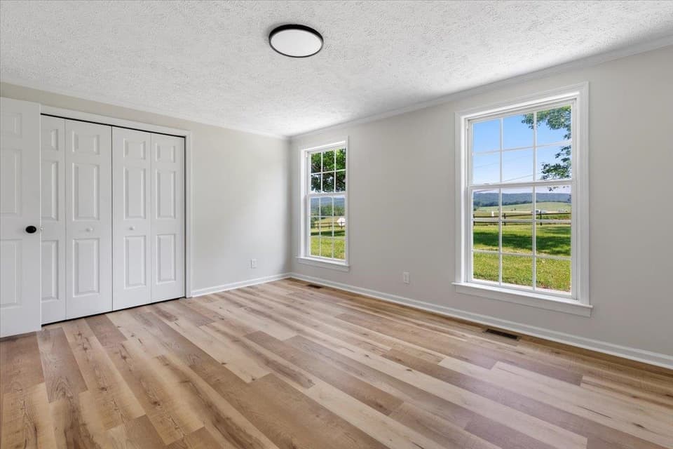 1931 Dominion Drive, photo 25 of 40