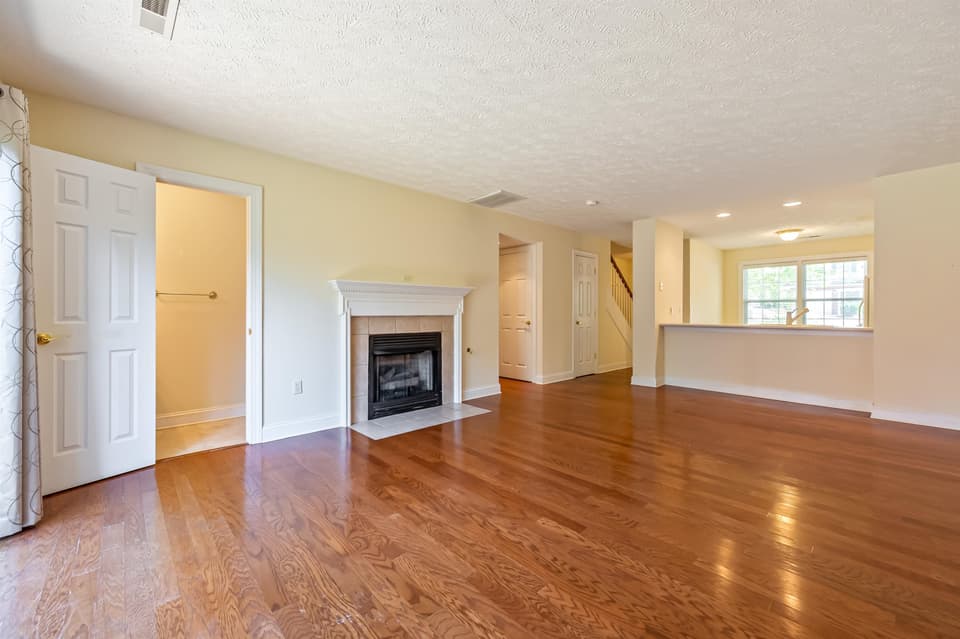 120 Blue Leaf Drive, photo 20 of 40
