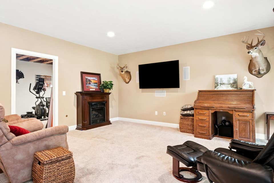 925 Brooklyn Avenue, photo 32 of 40