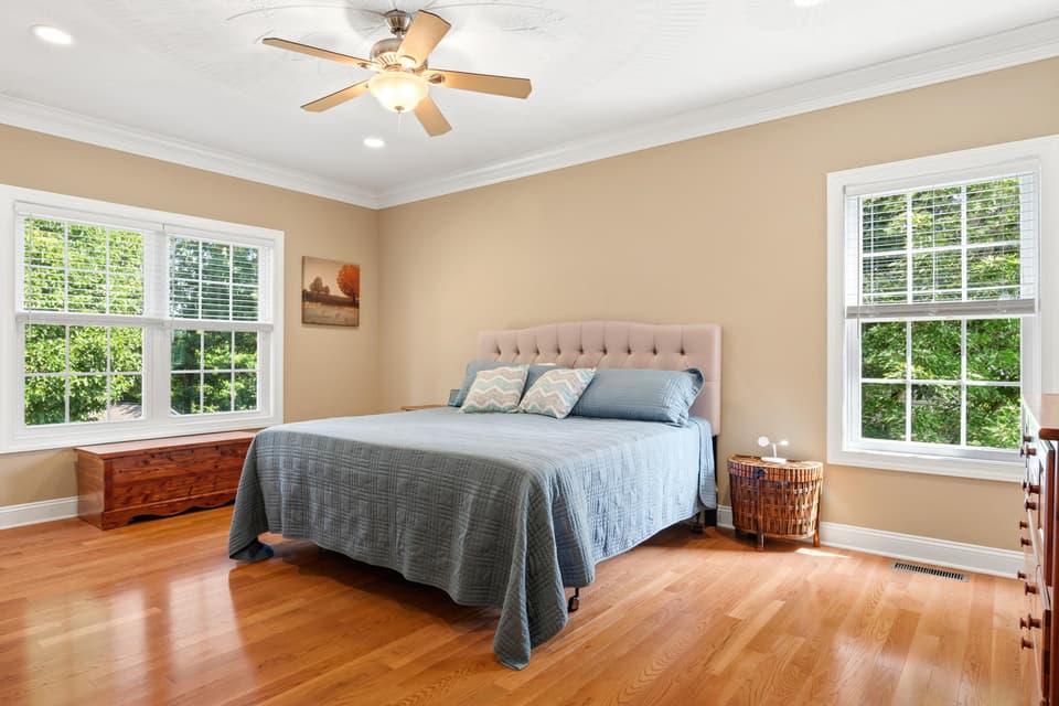 925 Brooklyn Avenue, photo 18 of 40