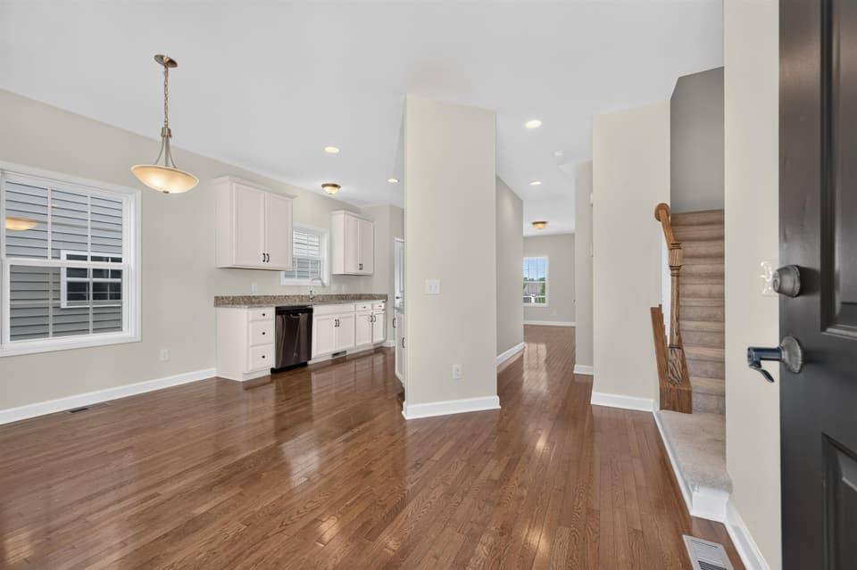 230 Phoenix Boulevard NW, photo 7 of 40